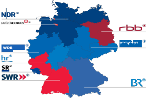 Eine Deutschlandkarte mit in Rot und Blau hervorgehobenen Bundesl├Ąndern, die die Ergebnisse der Wahl von 2016 zeigen, einschließlich der Namen der Kandidaten und des Wahldatums.