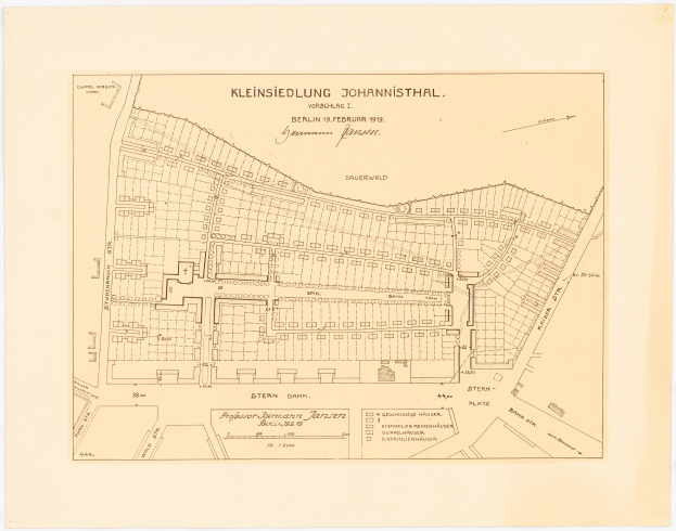 Ein altes, detailliertes Stadtplan von Johannesburg, Deutschland, der Straßen, Gebäude und Sehenswürdigkeiten mit Textanmerkungen zeigt.