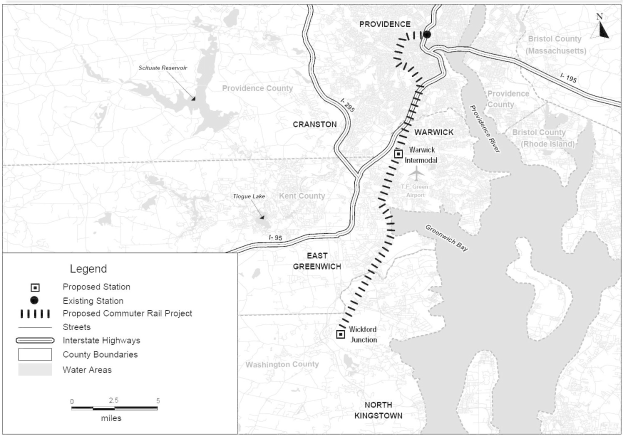 Schwarze und weiße Stadtkarte mit einem Fluss, die ein vorgeschlagenes S-Bahn-Projekt und detaillierte Straßen, Highways und Stadtmerkmale zeigt.